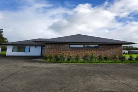 Photo of property in 1005a Dairy Flat Highway, Dairy Flat, Albany, 0792