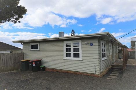 Photo of property in 809 Te Atatu Road, Te Atatu Peninsula, Auckland, 0610