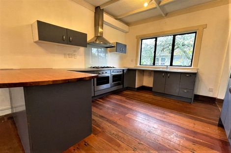 Photo of property in 77 Hill Road, Hillpark, Auckland, 2102