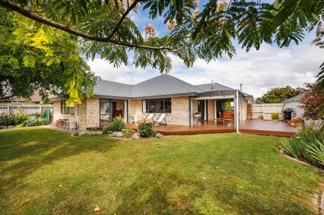 Photo of property in 147 Pacific Drive, Fitzherbert, Palmerston North, 4410