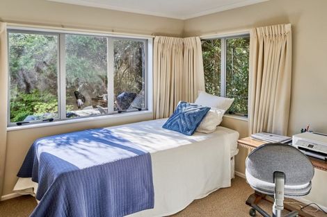 Photo of property in 18 Leeward Drive, Whitby, Porirua, 5024