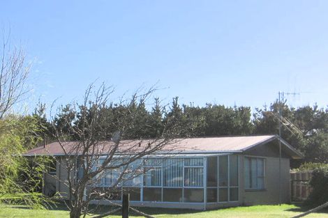 Photo of property in 3 Edinburgh Terrace, Foxton Beach, Foxton, 4815