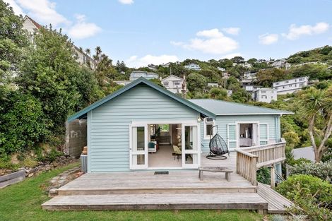 Photo of property in 99 Grafton Road, Roseneath, Wellington, 6011