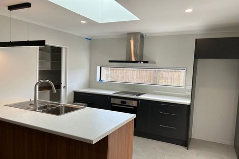 Photo of property in 29 Meadow View Drive, Belfast, Christchurch, 8051