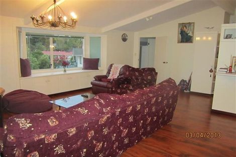 Photo of property in 80m Tirimoana Road, Te Atatu South, Auckland, 0602