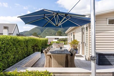 Photo of property in 6 Braddock Grove, Pauanui, Hikuai, 3579