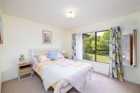 Photo of property in 81 Apsley Drive, Avonhead, Christchurch, 8042