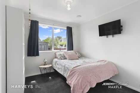Photo of property in 12 Pimento Place, New Lynn, Auckland, 0600