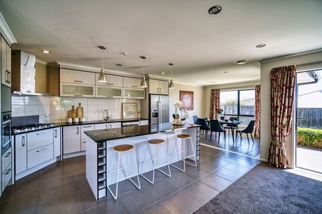 Photo of property in 8 Vosper Close, Leamington, Cambridge, 3432