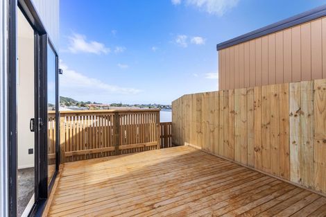 Photo of property in 42 Taukahiwi Road, Pukekohe, 2120