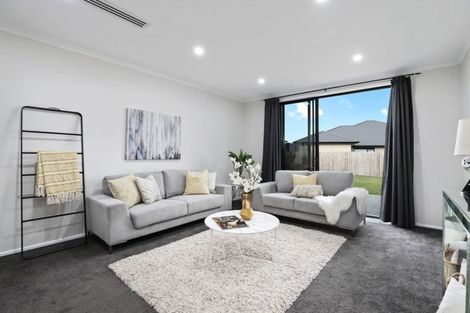 Photo of property in 9 Waireka Road, Rototuna North, Hamilton, 3210