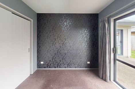 Photo of property in 57 Tennyson Avenue, Kelvin Grove, Palmerston North, 4414