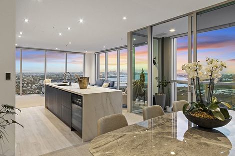 Photo of property in Sentinel Apartments, 2403/3 Northcroft Street, Takapuna, Auckland, 0622