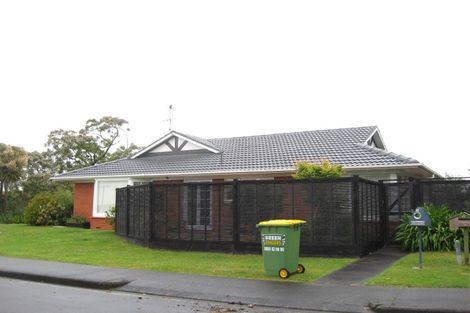 Photo of property in 2/451 Great South Road, Opaheke, Papakura, 2113