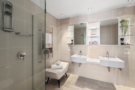 Photo of property in 1/7 The Promenade, Takapuna, Auckland, 0622