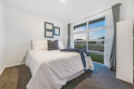 Photo of property in 16 Tomairangi Crescent, Pukekohe, 2120