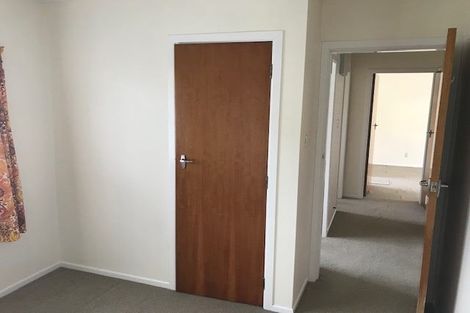 Photo of property in 2/14 Fuller Grove, Woburn, Lower Hutt, 5010