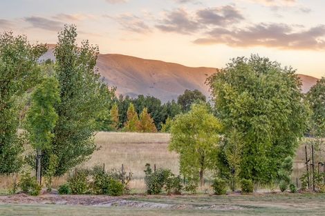 Photo of property in 624 Ballantyne Road, Wanaka, 9382
