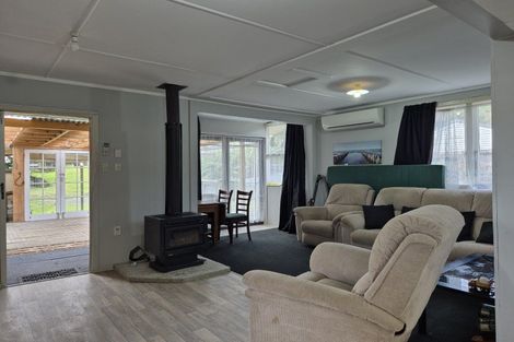 Photo of property in 395 Edward Street, Coromandel, 3506