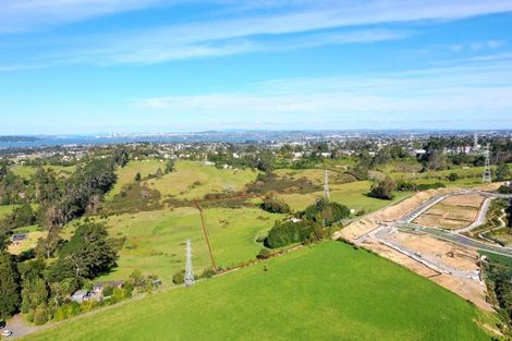 Photo of property in 25 Red Hills Road, Massey, Auckland, 0614