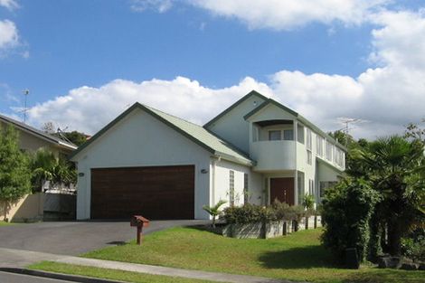 Photo of property in 5 Ballini Rise, West Harbour, Auckland, 0618