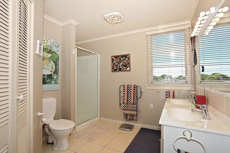 Photo of property in 53 Chelmsford Street, Windsor, Invercargill, 9810