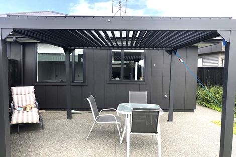 Photo of property in 2/14 Mitcham Avenue, Forest Lake, Hamilton, 3200