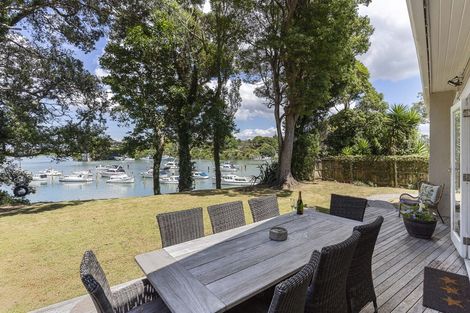 Photo of property in 9 Pakuranga Road, Pakuranga, Auckland, 2010