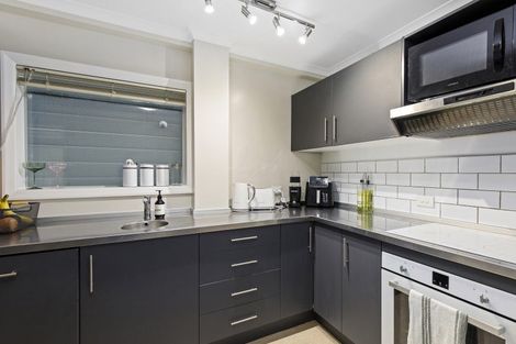 Photo of property in Monvie Apartments, 212/15 Holland Street, Te Aro, Wellington, 6011