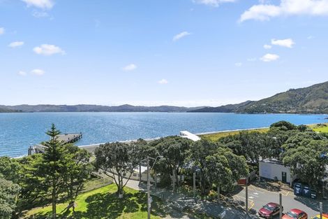 Photo of property in Rona House, 33 Rimu Street, Eastbourne, Lower Hutt, 5013