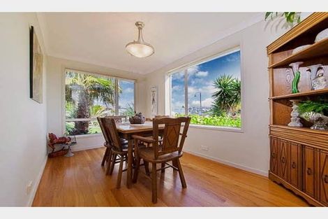 Photo of property in 31 Roy Maloney Drive, Henderson, Auckland, 0612