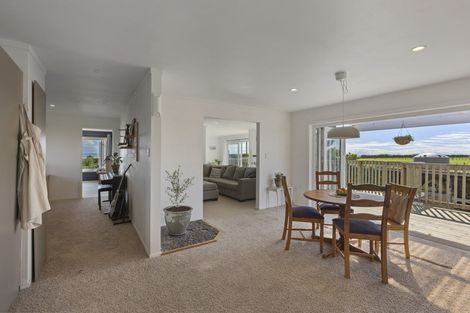 Photo of property in 57c Anglers Avenue, Warea, New Plymouth, 4381