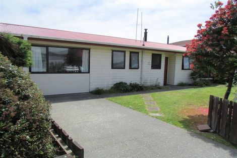 Photo of property in 24 Parfitt Place, Greymouth, 7805