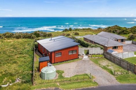 Photo of property in 284 Tai Road, Opunake, 4681