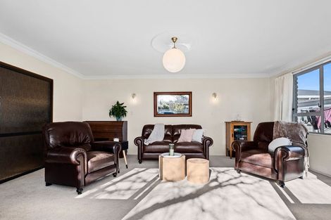 Photo of property in 2a Kauri Street, Merrilands, New Plymouth, 4312