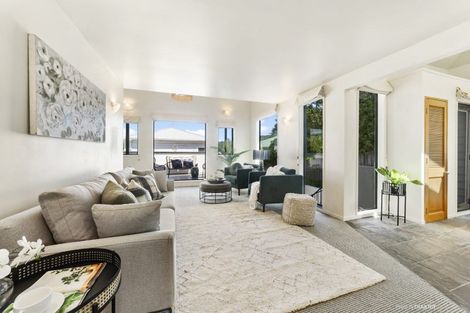 Photo of property in 98c Northland Road, Northland, Wellington, 6012