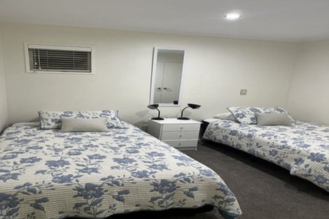 Photo of property in 2/130 Oriental Parade, Oriental Bay, Wellington, 6011