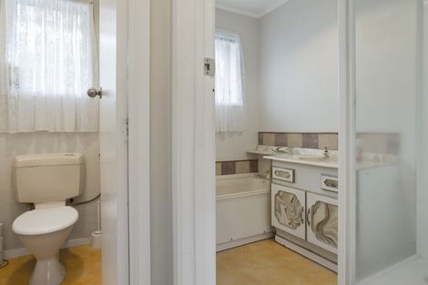 Photo of property in 2/84 Coronation Road, Mangere Bridge, Auckland, 2022