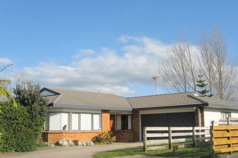 Photo of property in 22 Webb Place, Papamoa Beach, Papamoa, 3118