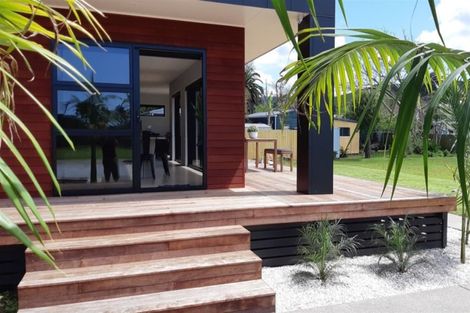 Photo of property in 13 Summer Lane, Tairua, 3508