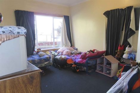 Photo of property in 29 Centre Street, Strathern, Invercargill, 9812