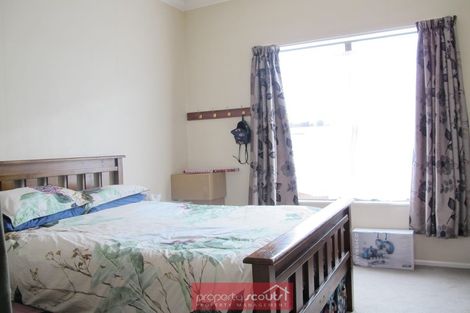 Photo of property in 25 Law Street, Caversham, Dunedin, 9012