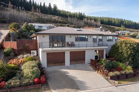 Photo of property in 44 Shields Street, Clyde, 9330