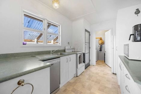 Photo of property in 86 Revans Street, Featherston, 5710