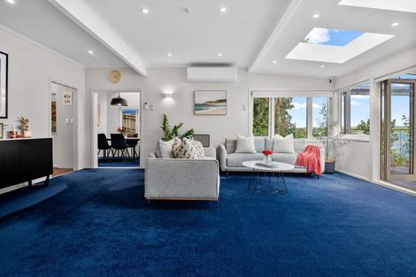 Photo of property in 59 Pohutukawa Avenue, Shelly Park, Auckland, 2014