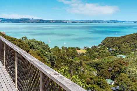 Photo of property in 13 Okoka Road, Omiha, Waiheke Island, 1081