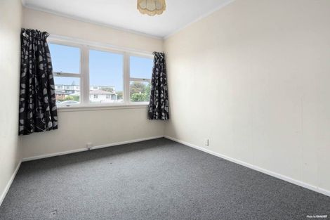 Photo of property in 15 Te Kanawa Crescent, Henderson, Auckland, 0610