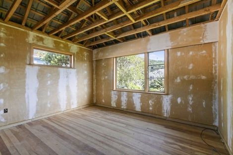 Photo of property in 5 Ngaio Street, Wainuiomata, Lower Hutt, 5014