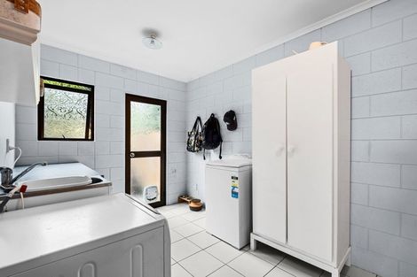 Photo of property in 7 Honnor Place, Hurdon, New Plymouth, 4310