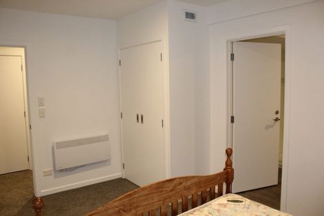 Photo of property in 2a Manor Place, Dunedin Central, Dunedin, 9016